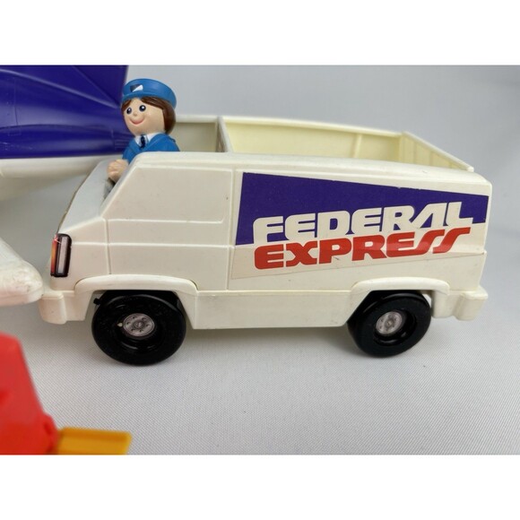 Vintage‎ 1984 PlaySkool Air Cargo Playset #295 Federal Express FedEx Plane Van - Picture 4 of 15